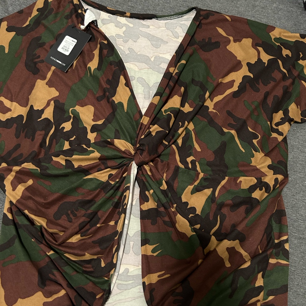 Short Set-Twist Top & Shorts